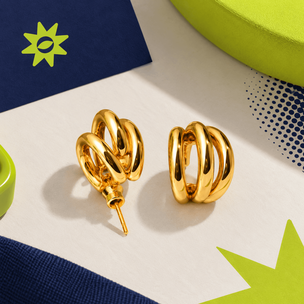 Earring Q332